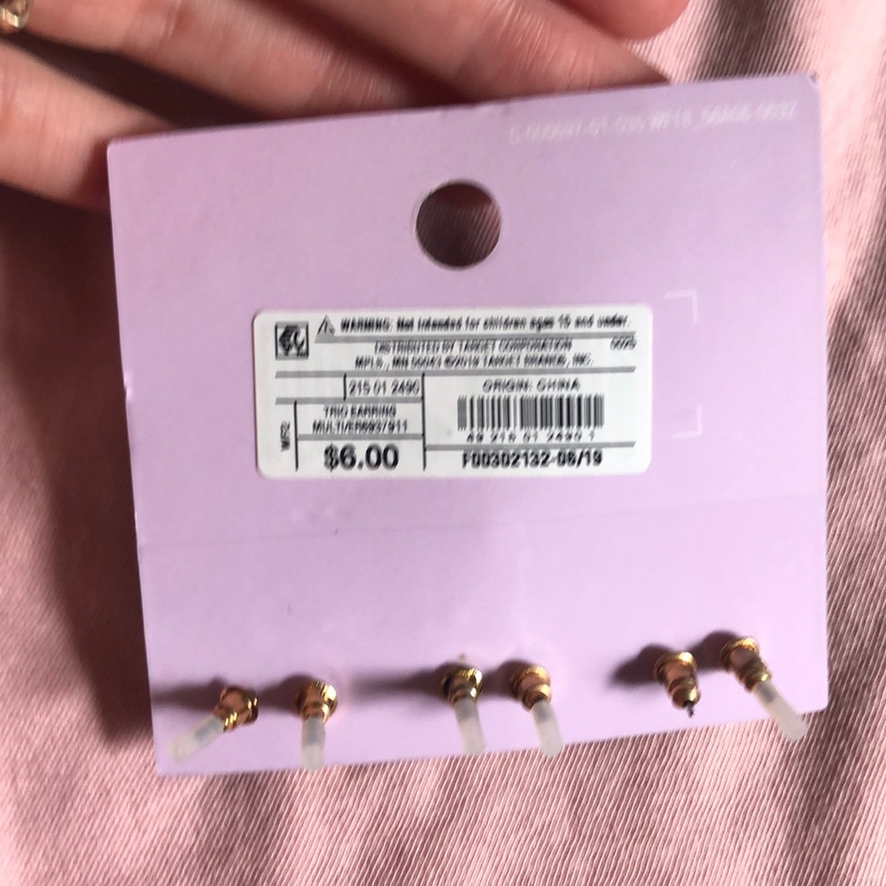 Target Earrings - Picture 2 of 2